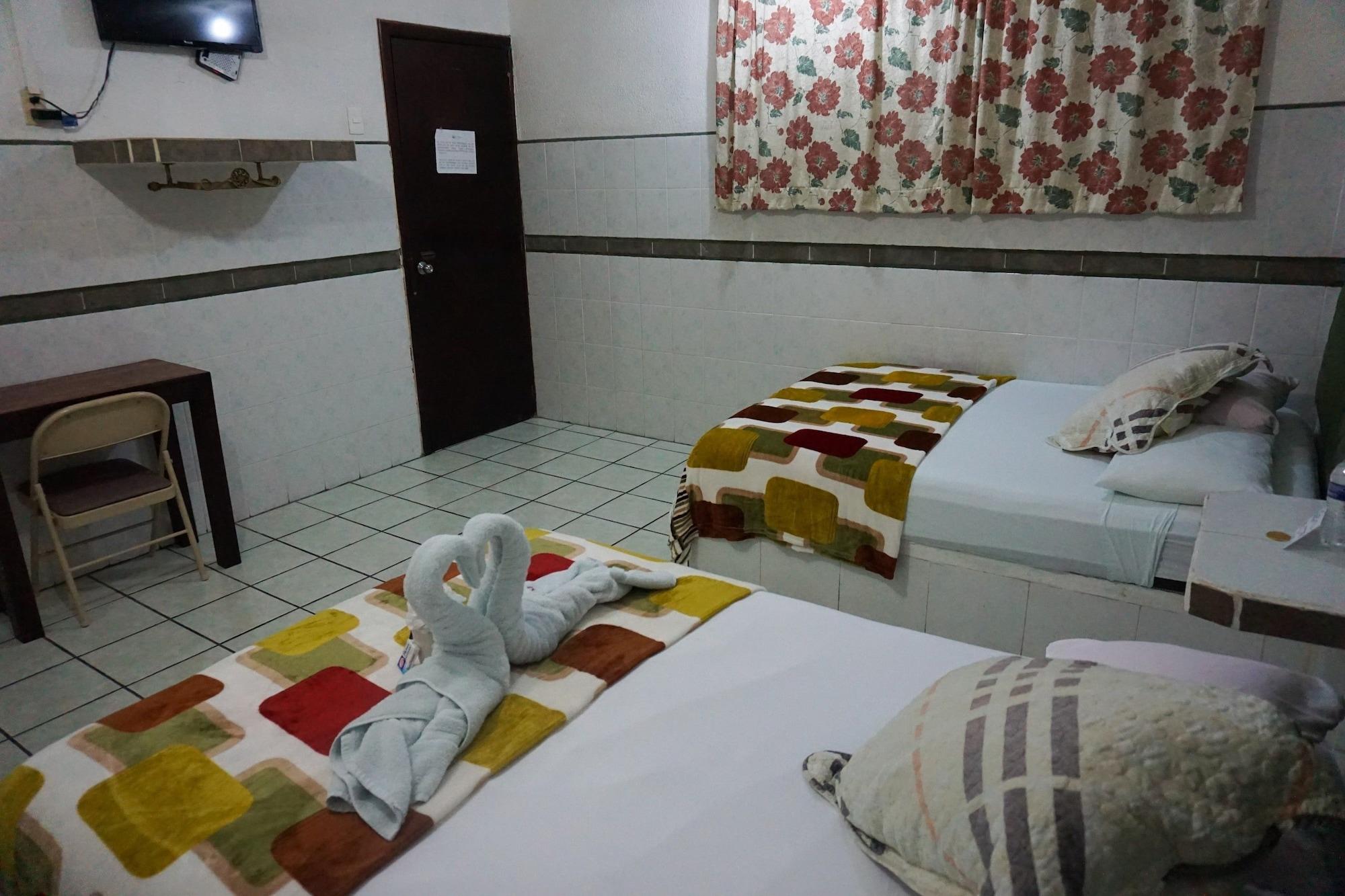 Hotel Real Azteca Chetumal Exterior photo