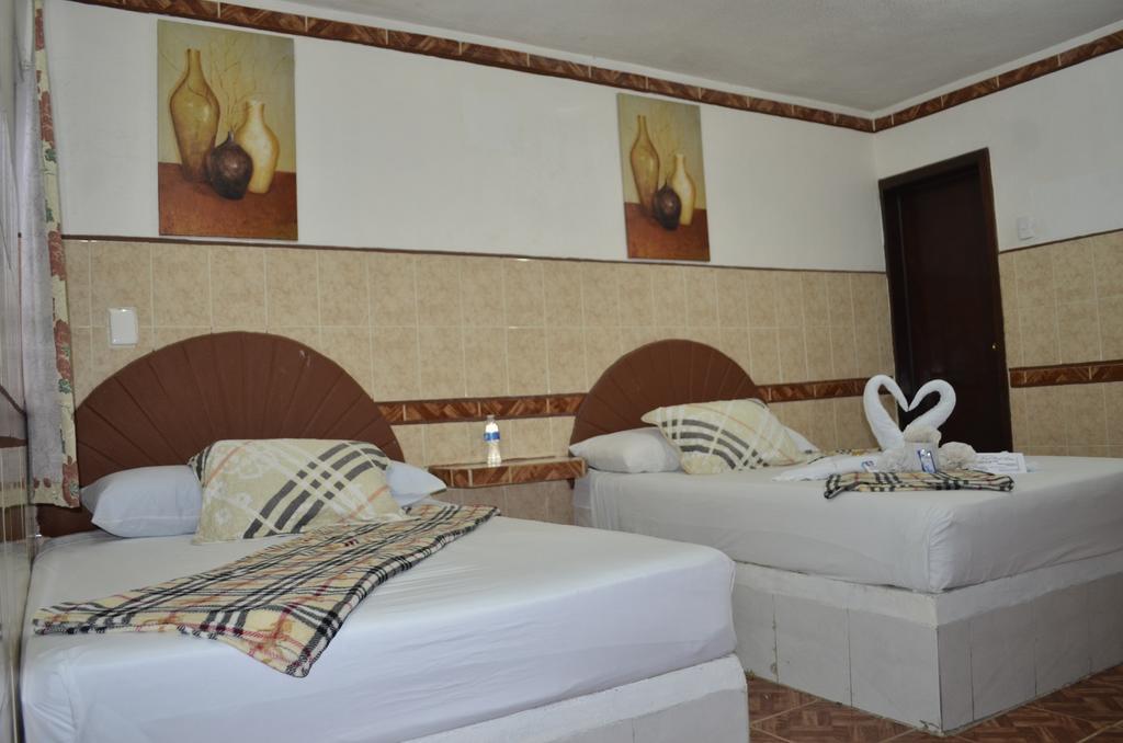 Hotel Real Azteca Chetumal Exterior photo